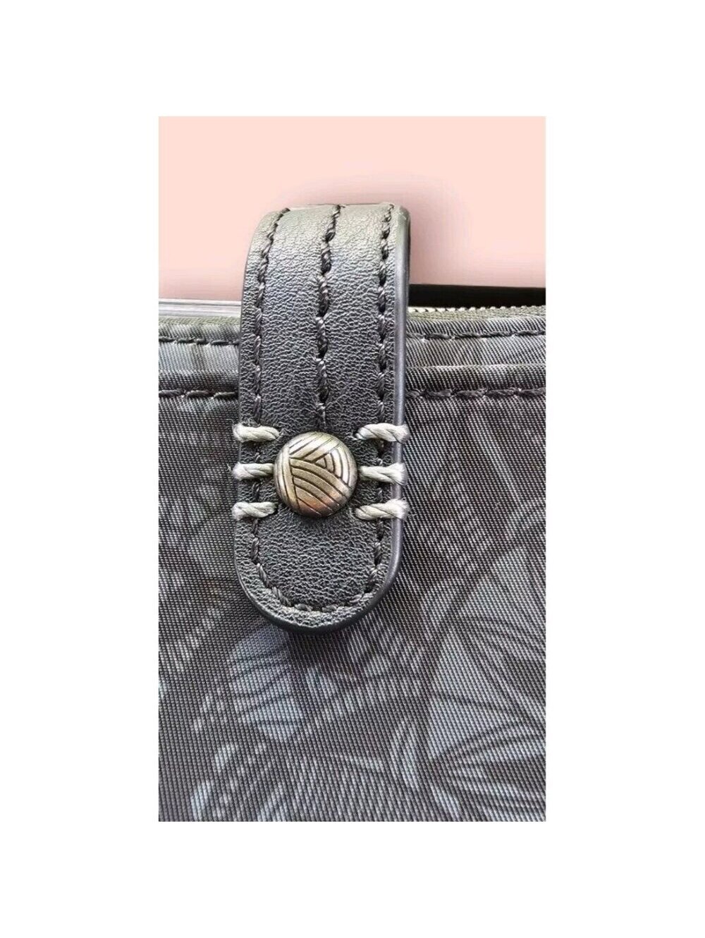 The Sak Sakroots Large Smartphone Crossbody Black-Tonal Spirit Desert PURSE - Picture 2 of 15